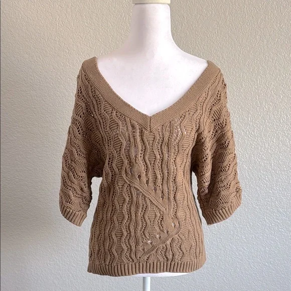 Copper Key Tan V-Neck Cable Knit Sweater - Picture 2 of 4